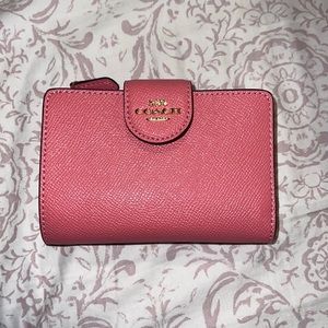 Pink coach wallet - never used